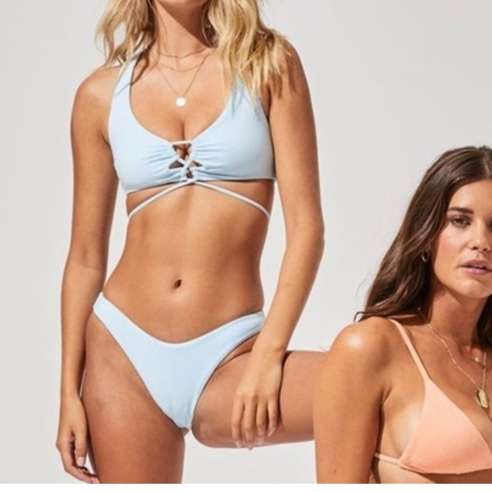 New with tags! L Space dax blue bikini set